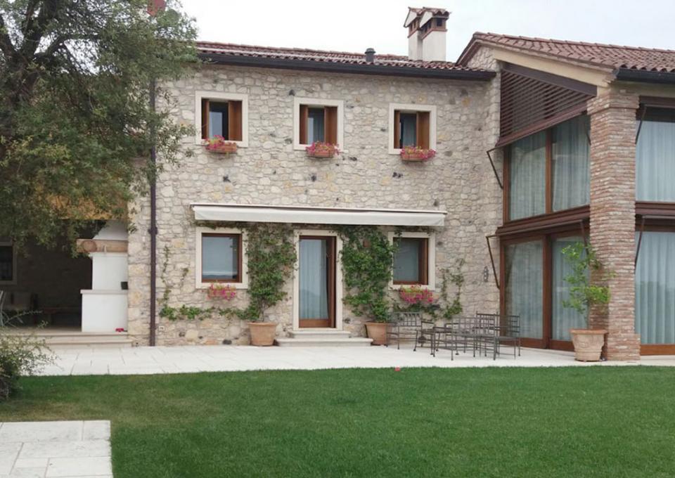 Ante alla vicentina motorizzati in spalletta